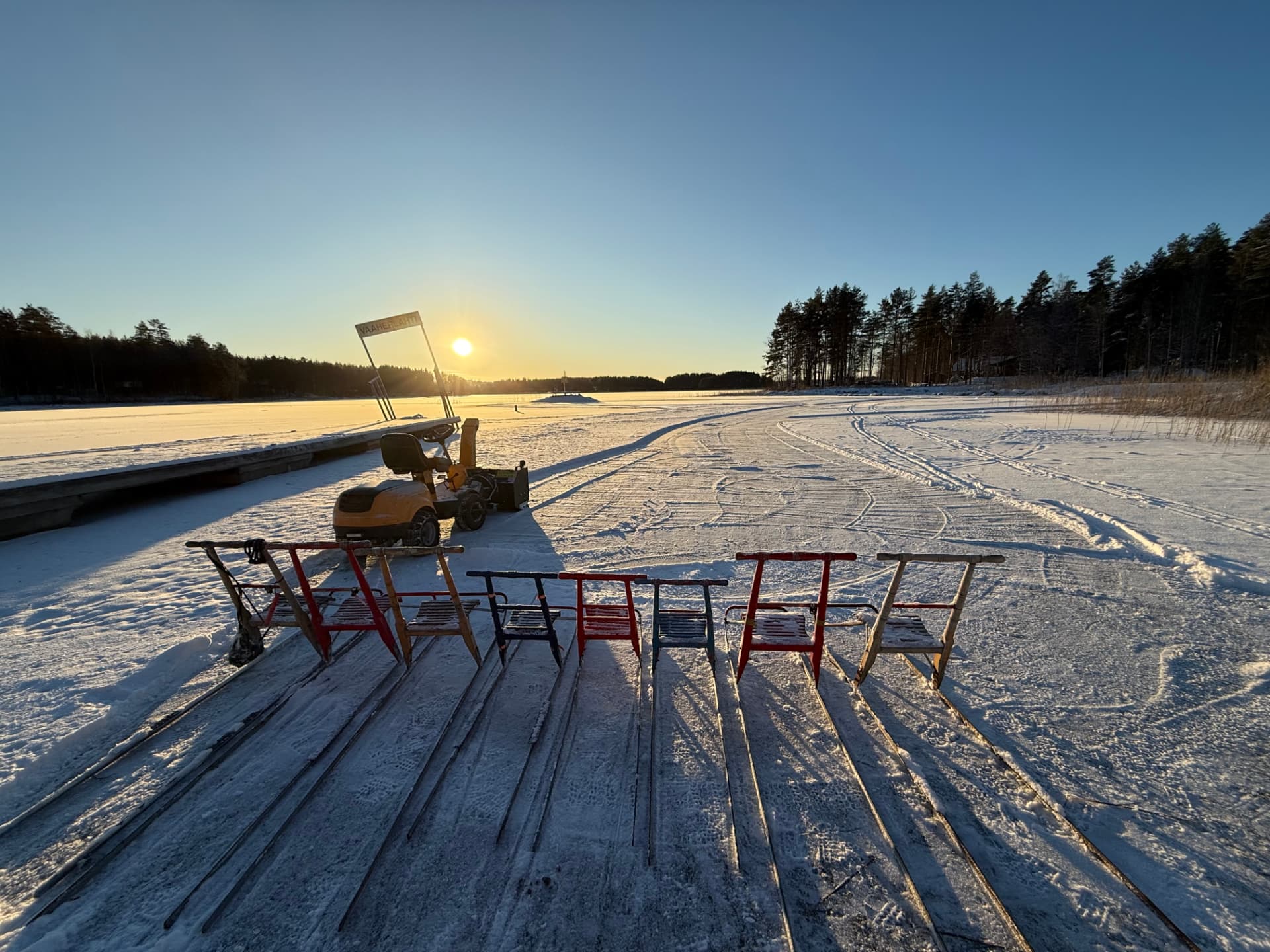 Potkukelkkailu